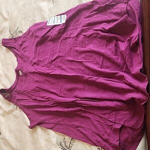 Maternity workout top